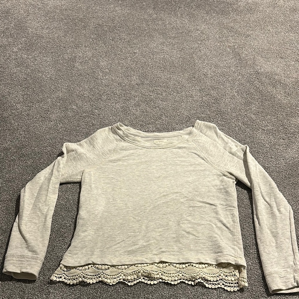 Lou & Grey Gray Long Sleeve Tee with Lace Hem